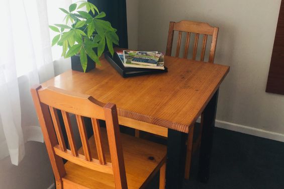 Studio - table